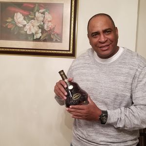 Meet your Posher, Carlos